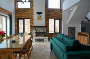 Mai cu Mot Doftana Luxury Chalets